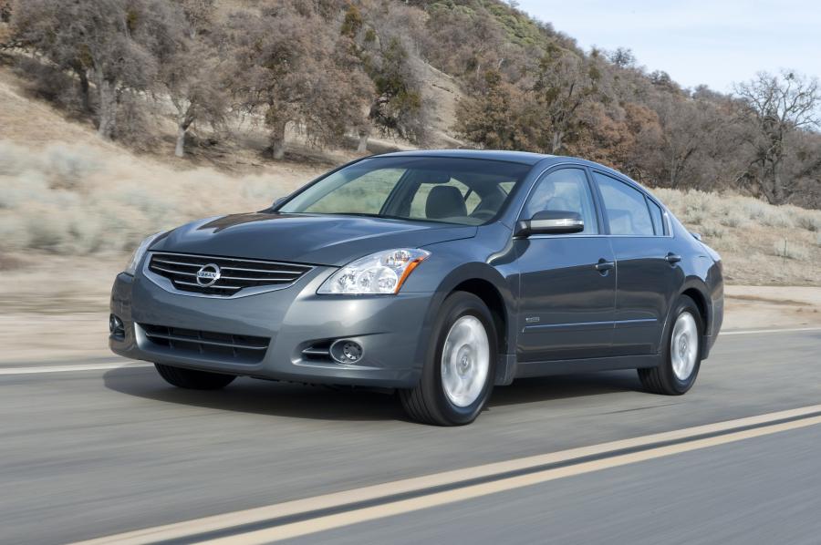  Nissan Altima Hybrid 2010 года  (фото 45 из 48)